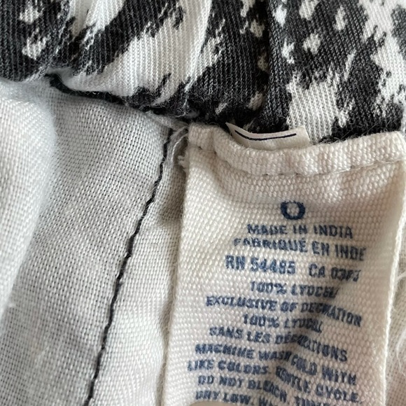 American Eagle Soft Aztec Dressy Shorts Black White Stretchy Pockets Southwest - Picture 5 of 5